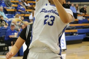 20260213-183714-9de-JAKAYLA DAVIS 3.JPG