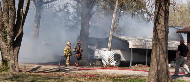 20250326-205633-6e0-250327-fire.jpg