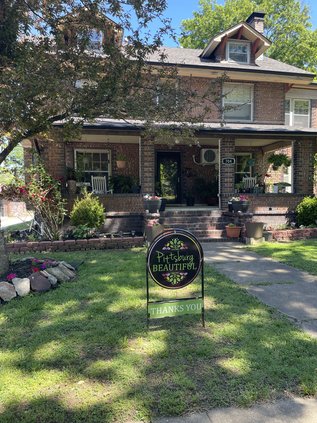 704 W. 8th Street