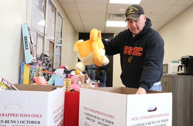 20251205-174042-868-251206-ToysForTots.jpeg