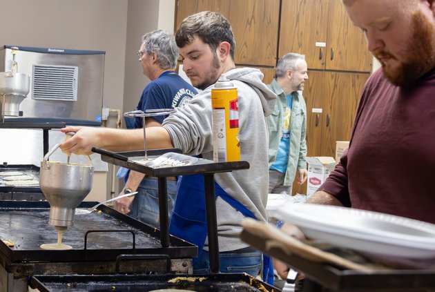 20251208-134025-dc8-251209-Kiwanis-chefs.jpg