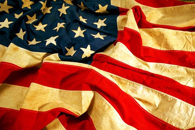 20220712-164133-thumbnail_Flag Retirement.jpg