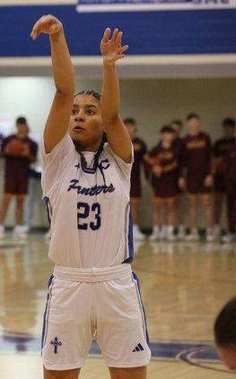 20260202-182527-dbd-JAKAYLA DAVIS GIRARD.jpg