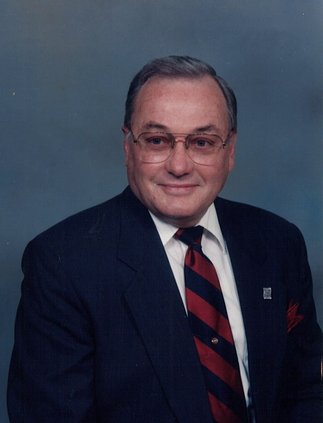 20231127-150613-231128-obit-w-flag-Billie Gene Leigh.jpg