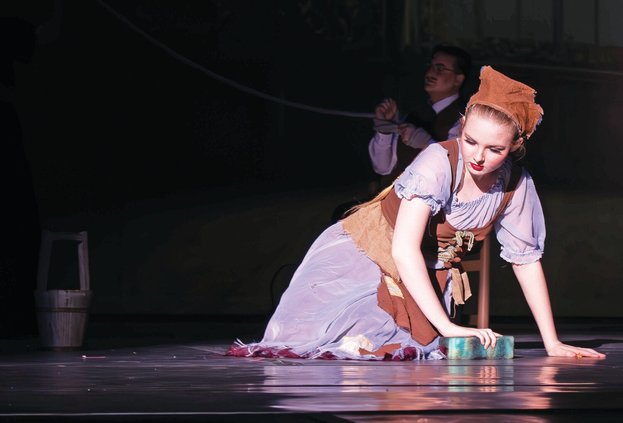 20250424-195050-281-250425-Cinderella 3.jpg