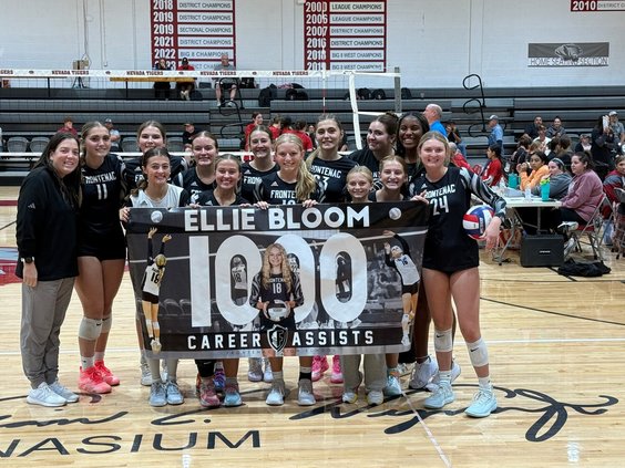 20250908-181415-f50-ELLIE BLOOM 1000 ASSISTS.jpg
