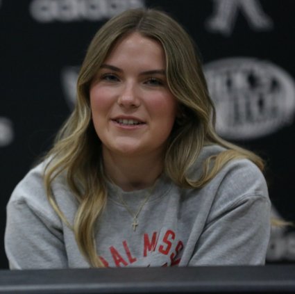 20260120-181850-7a1-AVA LILLY SIGNING UCM.JPG