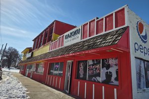 20260127-192553-59f-260128-restaurants moving 2.jpg